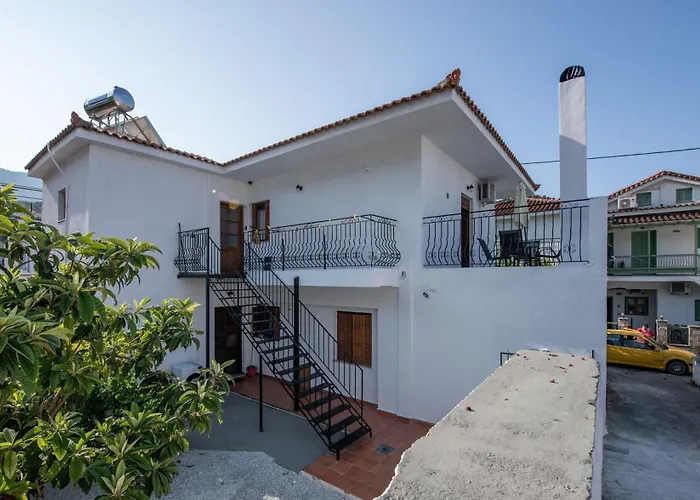 Zisi's Apartment Neo Klima